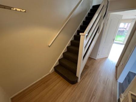 2 bedroom Semi-detached house to let in Chelmsford Drive, Grantham, Grantham, NG31