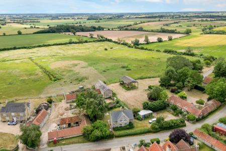 Chestnuts Farmyard, Sapperton, Sleaford, NG34