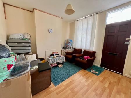 2 bedroom Terraced House for sale in College Street, Grantham, NG31