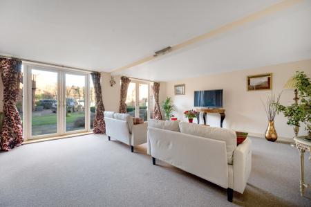 6 bedroom Detached house for sale in Church Lane, Brandon, Grantham, NG32