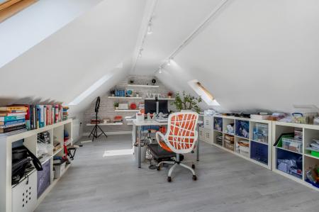 6 bedroom Detached house for sale in Church Lane, Brandon, Grantham, NG32