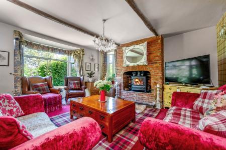 6 bedroom Detached house for sale in Church Lane, Brandon, Grantham, NG32