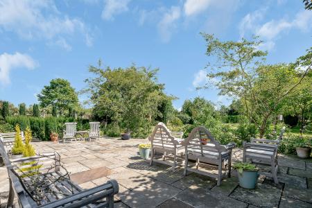 6 bedroom Detached house for sale in Church Lane, Brandon, Grantham, NG32