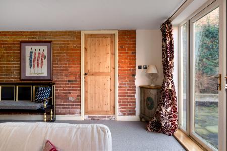 6 bedroom Detached house for sale in Church Lane, Brandon, Grantham, NG32