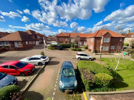 1 bedroom Flat for sale in Premier Court, Grantham, NG31