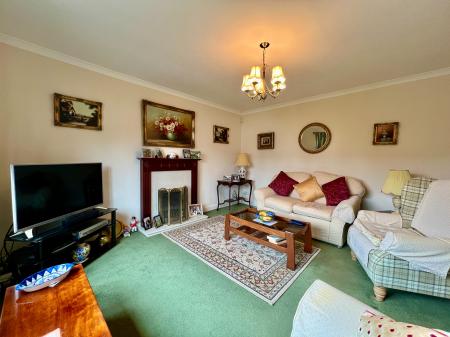3 bedroom Detached house for sale in Park Road, Allington, Grantham, NG32