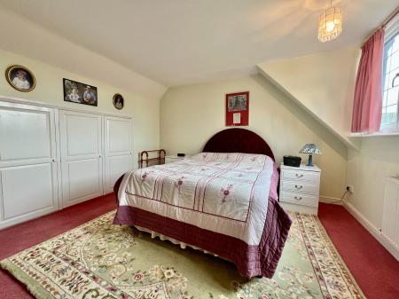 3 bedroom Detached house for sale in Park Road, Allington, Grantham, NG32