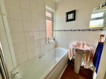 2 bedroom Terraced House for sale in Main Street, Hougham, Grantham, NG32