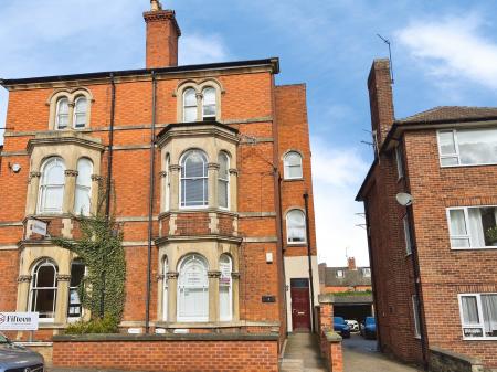 1 bedroom Flat for sale in Avenue Road, Grantham, NG31