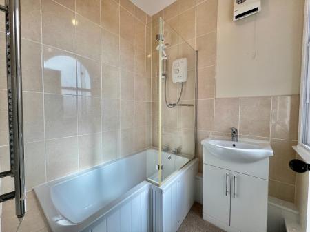 1 bedroom Flat for sale in Avenue Road, Grantham, NG31