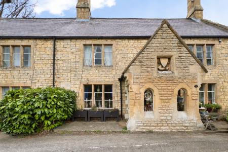 2 bedroom Cottage for sale in High Road, Londonthorpe, Grantham, NG31