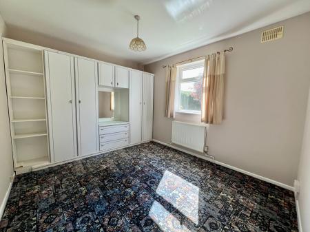 2 bedroom Bungalow for sale in Gorse Road, Grantham, NG31