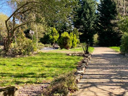 6 bedroom Detached house for sale in Manthorpe Road, Grantham, Grantham, NG31