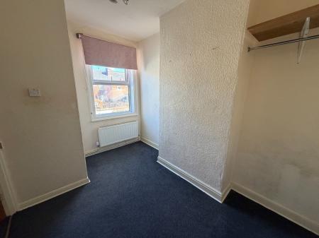2 bedroom Terraced House for sale in New Street, Grantham, Grantham, NG31