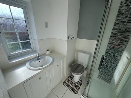 4 bedroom Detached house to let in Bradley Drive, Grantham, NG31