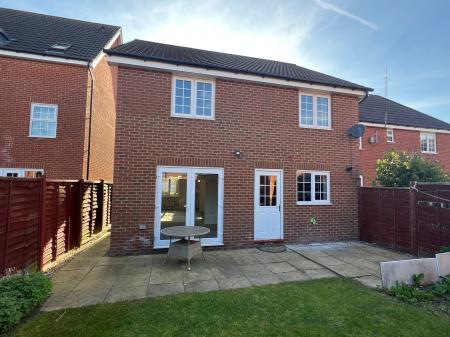 4 bedroom Detached house to let in Bradley Drive, Grantham, NG31