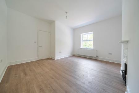 4 bedroom Character Property for sale in South Parade, Grantham, Grantham, NG31