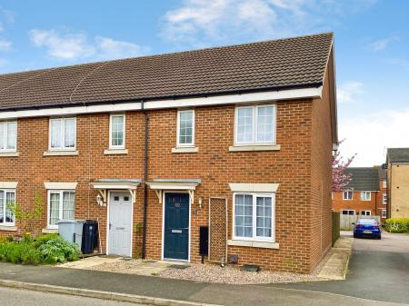 3 bedroom End of terrace house for sale in Wilks Road, Grantham, NG31