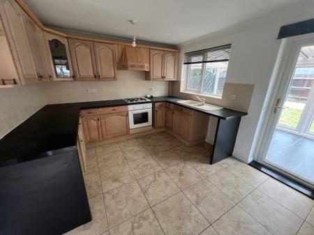 2 bedroom Semi-detached house to let in Trent Road, Grantham, NG31