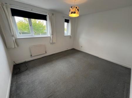 2 bedroom Semi-detached house to let in Trent Road, Grantham, NG31