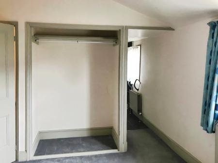 4 bedroom Town house for sale in 4 Barrowby Road, Grantham, NG31