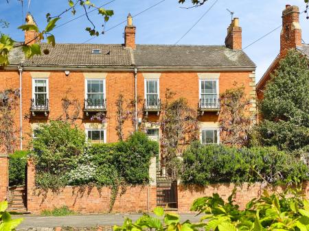 4 Barrowby Road, Grantham, NG31