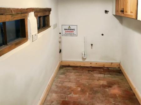 4 bedroom Town house for sale in 4 Barrowby Road, Grantham, NG31