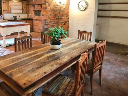 4 bedroom Town house for sale in 4 Barrowby Road, Grantham, NG31