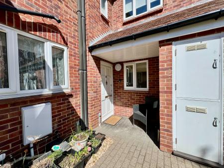 2 bedroom Flat for sale in Premier Court, Grantham, Grantham, NG31