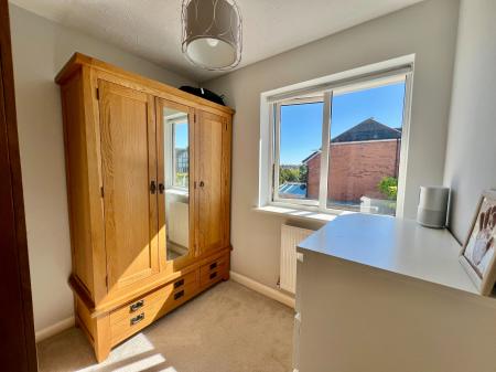 4 bedroom Detached house for sale in Cotswold Drive, Gonerby Hill Foot, Grantham, NG31