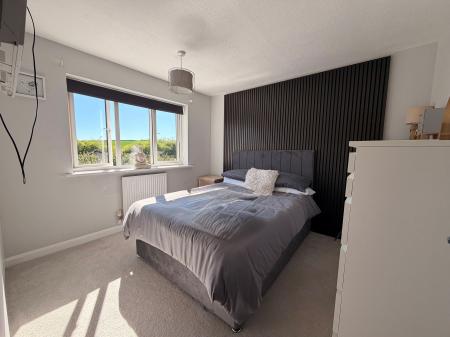 4 bedroom Detached house for sale in Cotswold Drive, Gonerby Hill Foot, Grantham, NG31