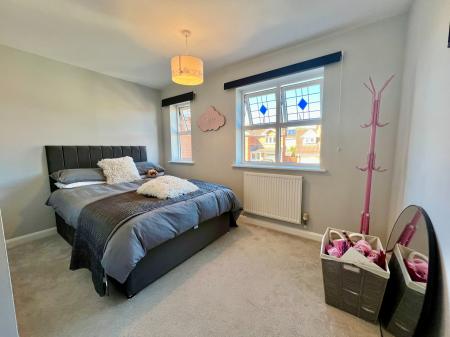 4 bedroom Detached house for sale in Cotswold Drive, Gonerby Hill Foot, Grantham, NG31