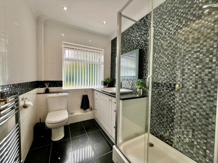 3 bedroom Semi-detached house for sale in Gorse Rise, Grantham, NG31