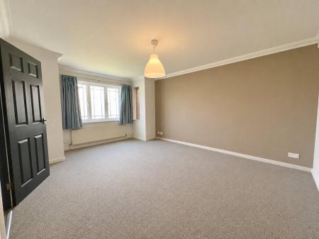 4 bedroom Detached house for sale in Rosedale Drive, Grantham, NG31