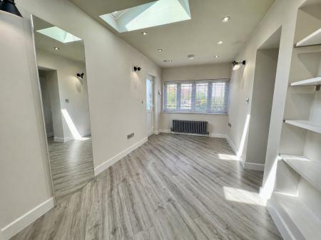 4 bedroom Detached house for sale in Rosedale Drive, Grantham, NG31