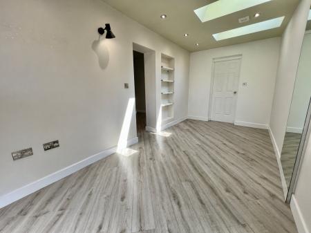 4 bedroom Detached house for sale in Rosedale Drive, Grantham, NG31