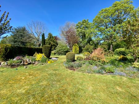 4 bedroom Detached house for sale in 31 Church Lane, Muston, NG13