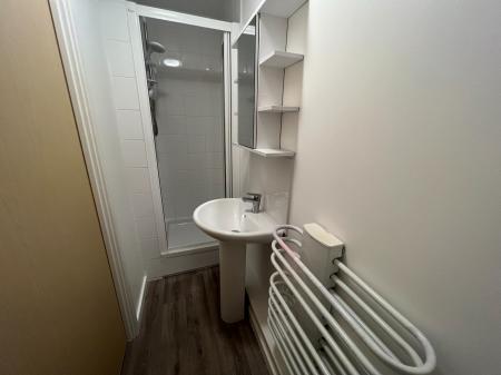 1 bedroom Flat to let in Bolsover Road, Grantham, NG31