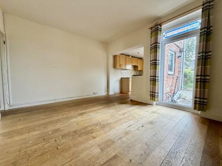 2 bedroom Terraced House for sale in St Annes Street, Grantham, NG31