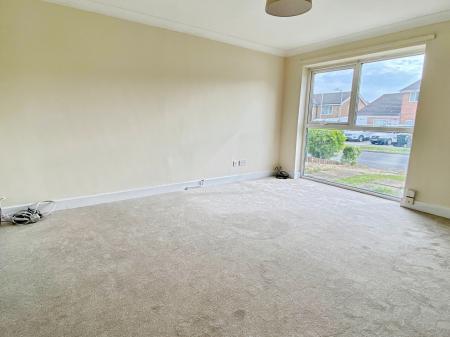 3 bedroom Semi-detached house for sale in Kenilworth Road, Grantham, NG31