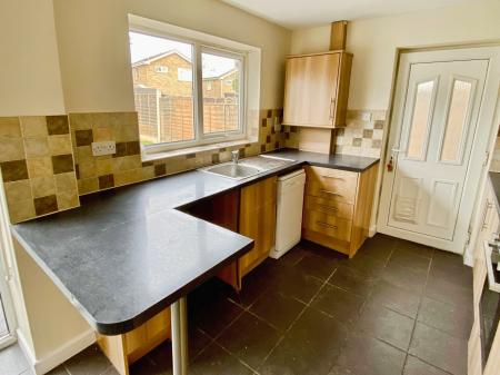 3 bedroom Semi-detached house for sale in Kenilworth Road, Grantham, NG31