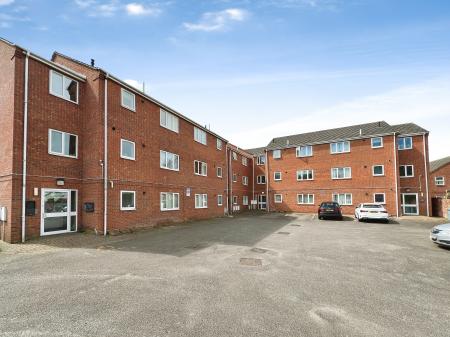 University Court, Grantham, NG31