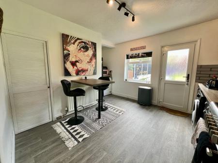 2 bedroom Terraced House for sale in SOLD BY NEWTON FALLOWELL - Kingston Avenue