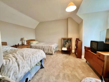 3 bedroom Detached house for sale in SOLD BY NEWTON FALLOWELL - Hill Avenue