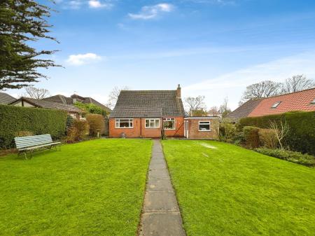 3 bedroom Detached house for sale in SOLD BY NEWTON FALLOWELL - Hill Avenue