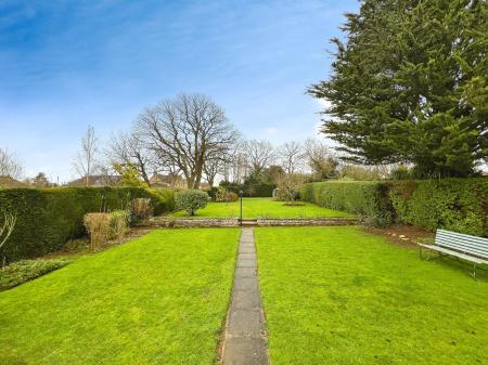 3 bedroom Detached house for sale in SOLD BY NEWTON FALLOWELL - Hill Avenue