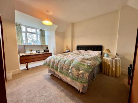 3 bedroom Detached house for sale in SOLD BY NEWTON FALLOWELL - Hill Avenue