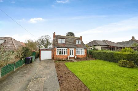 3 bedroom Detached house for sale in SOLD BY NEWTON FALLOWELL - Hill Avenue
