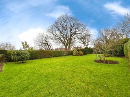 3 bedroom Detached house for sale in SOLD BY NEWTON FALLOWELL - Hill Avenue