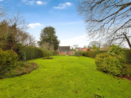 3 bedroom Detached house for sale in SOLD BY NEWTON FALLOWELL - Hill Avenue